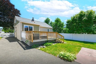 Welcome to this beautifully updated Cape Cod situated on a - photo 26