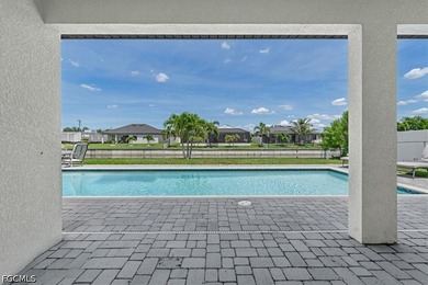 Welcome to your Cape Coral waterfront retreat! This beautifully - photo 31
