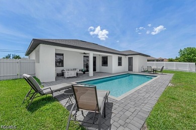 Welcome to your Cape Coral waterfront retreat! This beautifully - photo 35