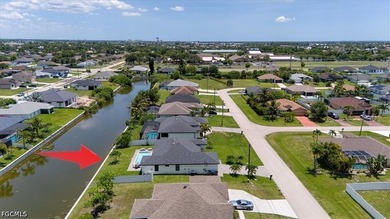 Welcome to your Cape Coral waterfront retreat! This beautifully - photo 44