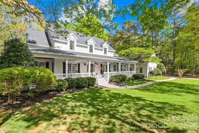 DEEDED BOAT SLIP & 1.57-ACRE FARMHOUSE RETREAT with Primary - photo 1