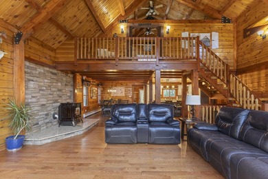Experience the perfect blend of rustic seclusion and modern - photo 4