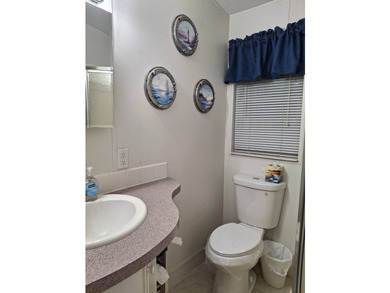Come see this park model in Windward Isle community in Sarasota - photo 11