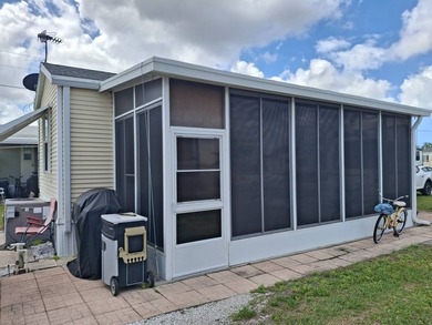 Come see this park model in Windward Isle community in Sarasota - photo 12