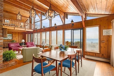 This waterfront property offers an increasingly rare opportunity - photo 13