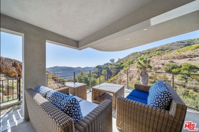 Sleek Architectural with Ocean Views. This striking contemporary - photo 27