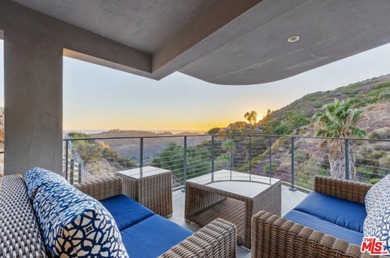 Sleek Architectural with Ocean Views. This striking contemporary - photo 29