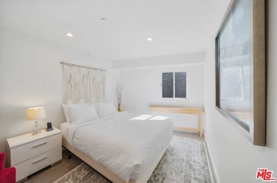 Sleek Architectural with Ocean Views. This striking contemporary - photo 42