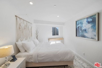 Sleek Architectural with Ocean Views. This striking contemporary - photo 43