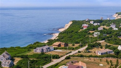 This waterfront property offers an increasingly rare opportunity - photo 49