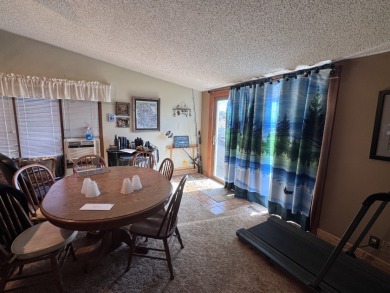 Looking for a year-round residence or the perfect lake getaway - photo 22