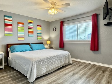 **Great Rental Income** Canal waterfront condos do not hit the - photo 12