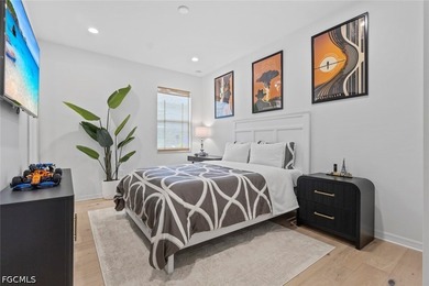 Welcome to luxury living at its finest in beautiful gated - photo 21