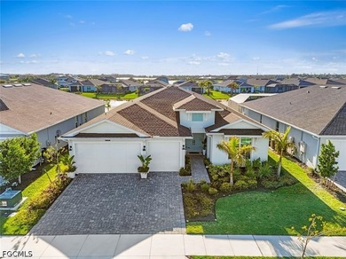 Welcome to luxury living at its finest in beautiful gated - photo 32