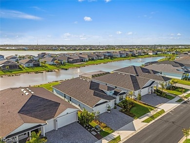 Welcome to luxury living at its finest in beautiful gated - photo 37