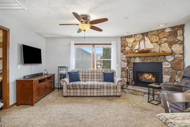 *Coldwater Lake-Shawnee Shoals* This amazing 3 bedroom and 2.5 - photo 9