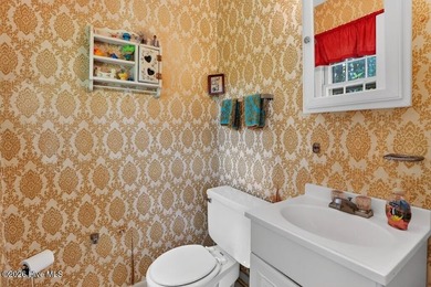 Opportunity awaits with this 3-bedroom, 1.5-bath single-level - photo 11