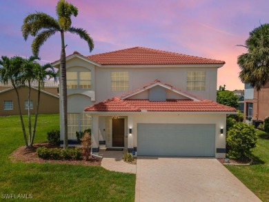 Lake Home Sale Pending in Fort Myers, Florida