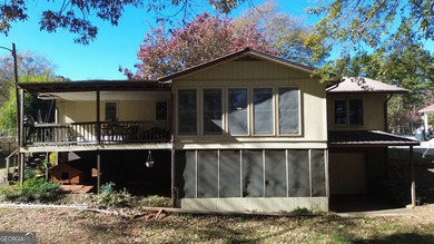 This Lake Hartwell home is just 10 minutes from I-85 with easy - photo 21