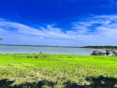 Waterfront 1.01 Acre Lot on Richland Chambers Lake! - photo 27