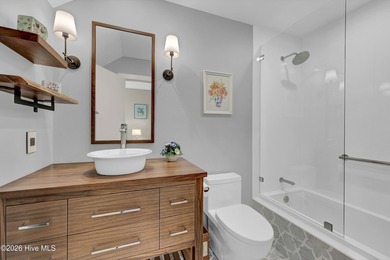 Beautiful Craftsman-style home with sweeping views of the 6th - photo 40