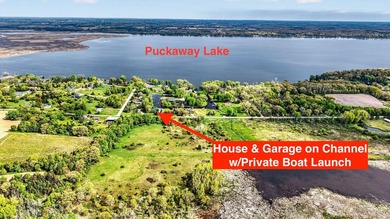 Charming Lake Puckaway home w/private boat launch & MANY recent - photo 2
