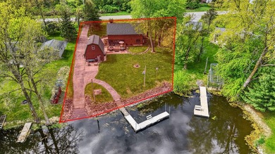Charming Lake Puckaway home w/private boat launch & MANY recent - photo 3