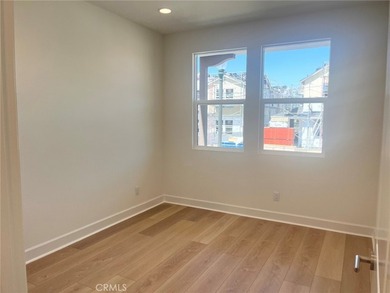 Brand new home within 15 minutes from the beach. This two level - photo 5