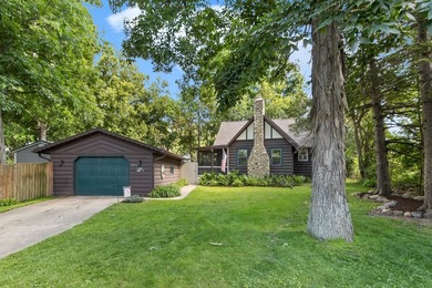 Nestled on a private .29-acre lot surrounded by mature trees - photo 47