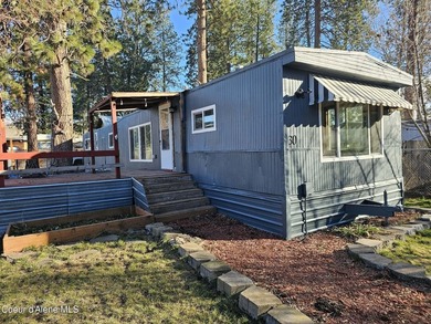 Come check out this newly remodeled home! New carport, New - photo 4