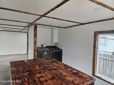 Come check out this newly remodeled home! New carport, New - photo 10