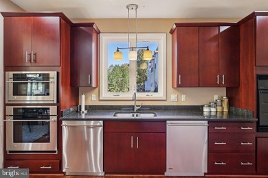 Welcome to one of the most captivating lakefront residences - photo 14