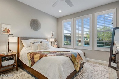 SPECTECULAR VIEWS & CORNER HOMESITE! This BEAUTIFULLY UPGRADED - photo 17