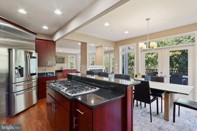 Welcome to one of the most captivating lakefront residences - photo 17