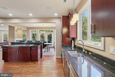 Welcome to one of the most captivating lakefront residences - photo 18