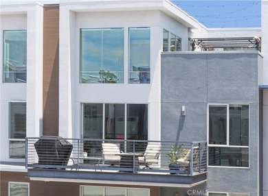 Tucked away in South Redondo, One South is a luxury - photo 22