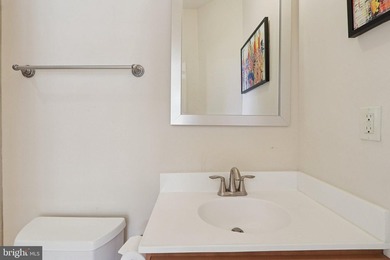 Welcome to one of the most captivating lakefront residences - photo 30