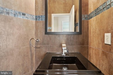 Welcome to one of the most captivating lakefront residences - photo 32