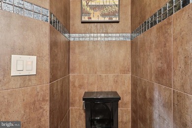Welcome to one of the most captivating lakefront residences - photo 33