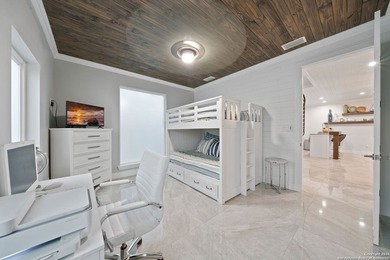 Experience contemporary luxury in an unforgettable Medina Lake - photo 34