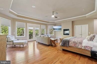 Welcome to one of the most captivating lakefront residences - photo 40