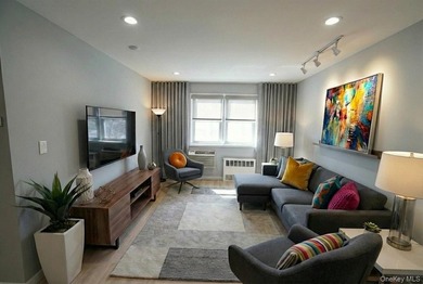 Rarely Available High-Floor 2-Bedroom in Prime Forest Hills - photo 1