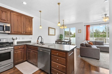 Come see this clean and move-in ready 3bed/1.5 bath Provo - photo 3