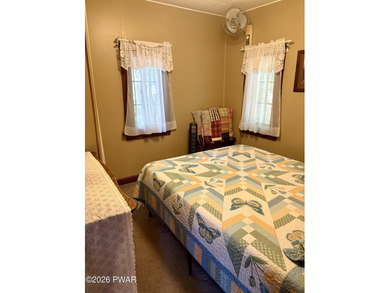 Currently used as a successful short-term rental, this charming - photo 9