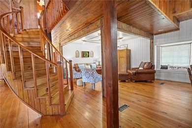 This Baxley property opens the door to something you don't come - photo 10