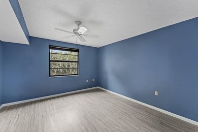 Beautiful and spacious 2 bdrms, 2baths apartment in the - photo 13