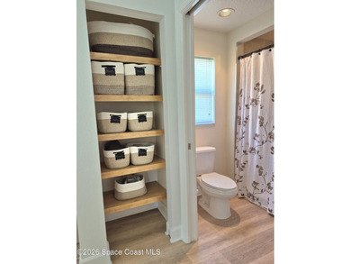 Beautifully updated, move-in ready first-floor 3-bedroom, 2-bath - photo 14