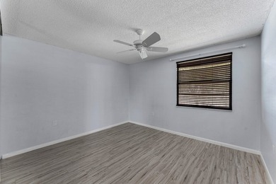 Beautiful and spacious 2 bdrms, 2baths apartment in the - photo 20