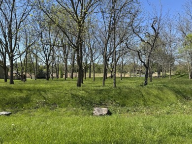 Lake Lot For Sale in Dundee, Illinois