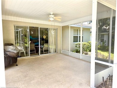 Live where you play! Large 3/2/2 POOL HOME located directly on a - photo 24